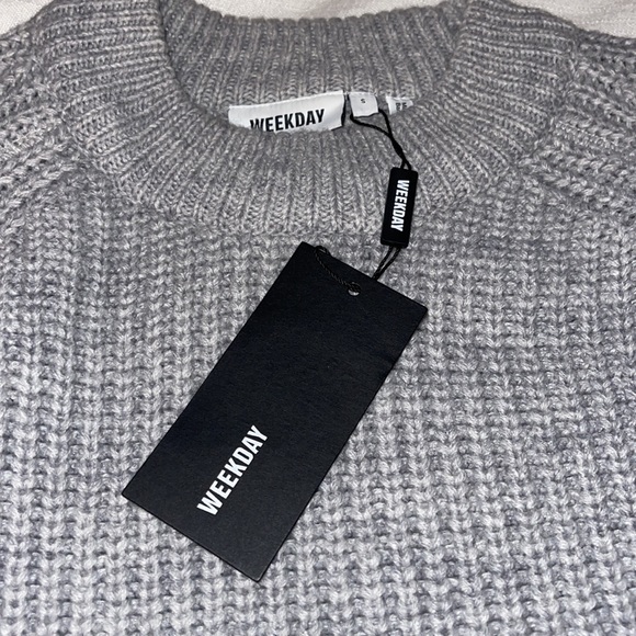 ASOS // Weekday Cassandra Sweater Grey NWT🌛 - Picture 7 of 16